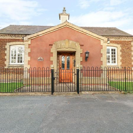 The Old School Villa Wereham Luaran gambar