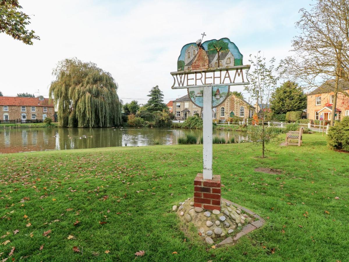 The Old School Villa Wereham Luaran gambar